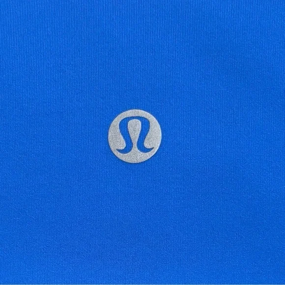 Lululemon Align High Rise Crop Leggings *Graphic 23" Size 0 In Pipe Dream Blue - Picture 4 of 6